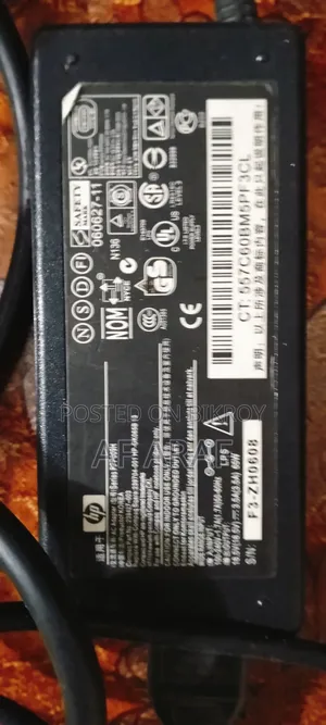 HP Adapter 18v 65 Watt