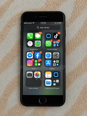 Apple iPhone 7 32 GB Black
