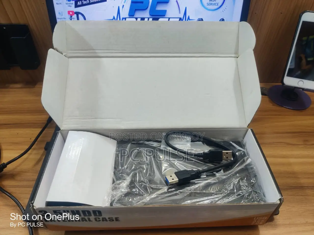 3.5 Inch SATA Hard Disk External Enclosure / Case (USB 3.0)