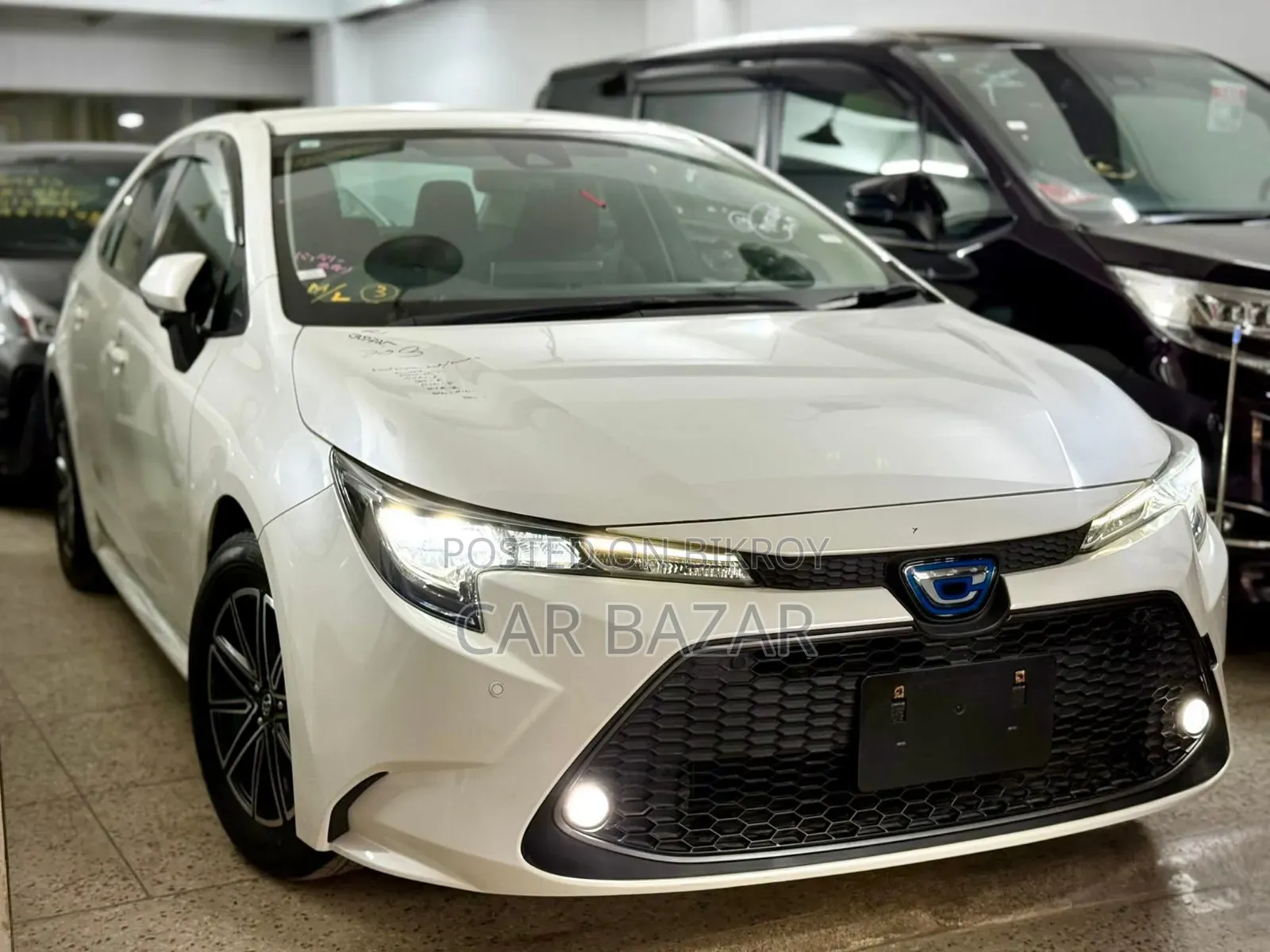 Toyota Corolla Touring G-X 2020 Pearl