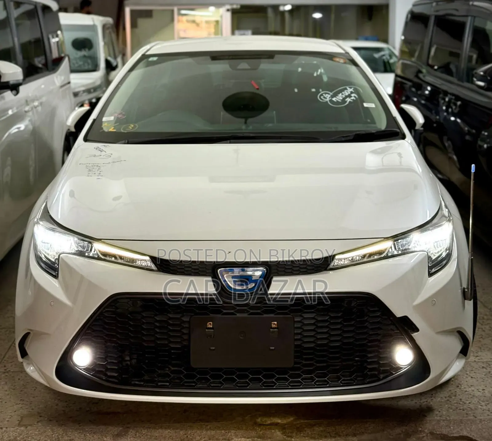 Toyota Corolla Touring G-X 2020 Pearl