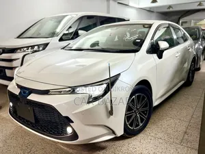 Toyota Corolla Touring G-X 2020 Pearl