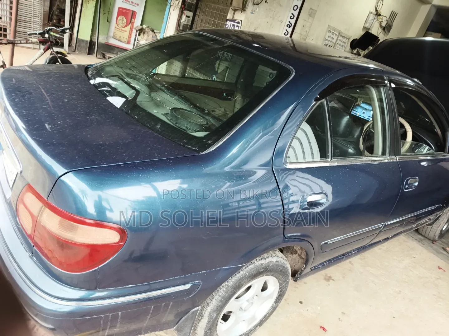 Nissan Sunny 2002 Blue