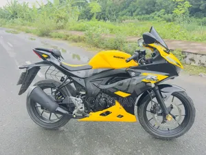 Suzuki GSX-R150 2022 Yellow