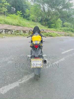 Suzuki GSX-R150 2022 Yellow