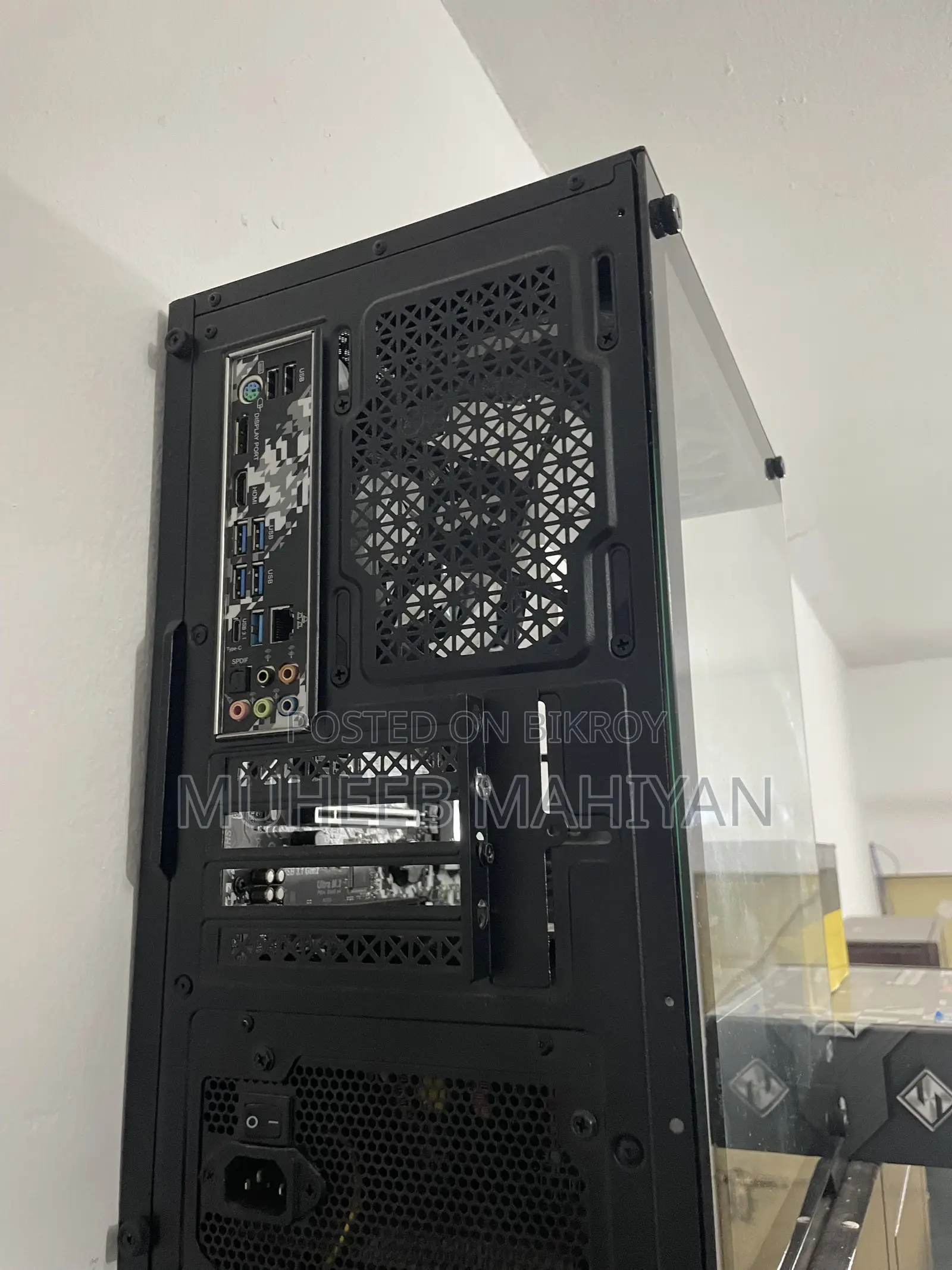Desktop Computer 8GB AMD Ryzen 5 SSD 256GB