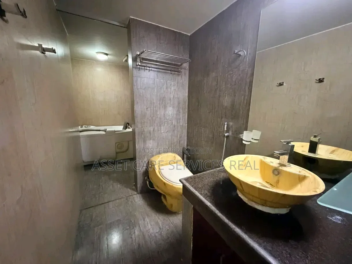 Furnished 6bdrm Duplex in Banani for rent