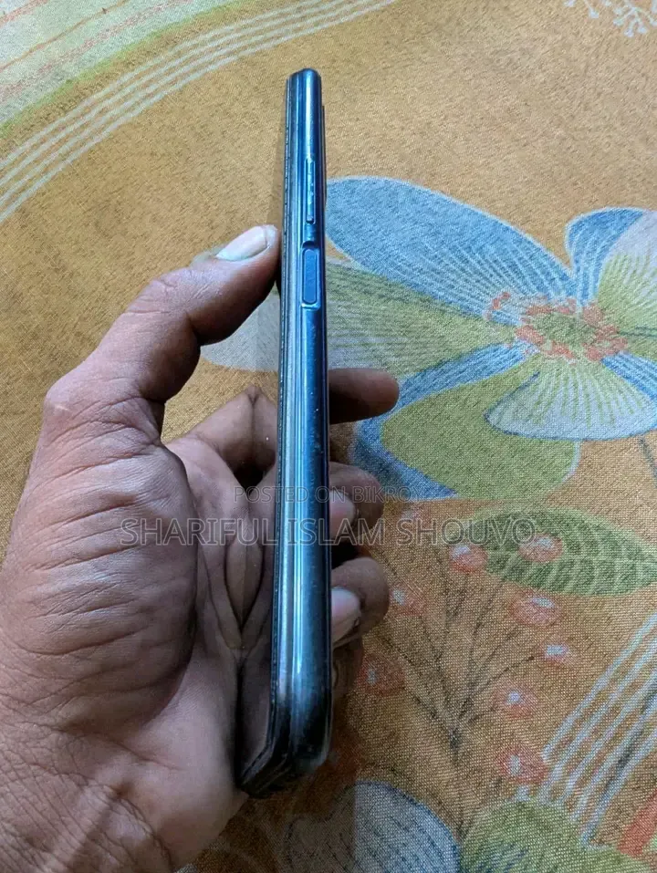 Vivo Y20 64 GB Black