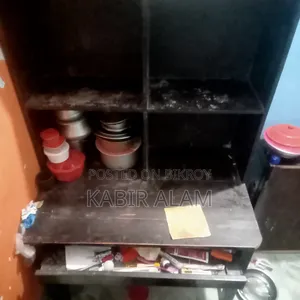 কম্পিউটার টেবিল