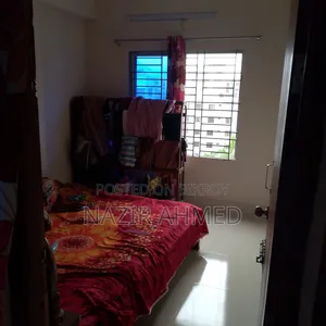 3 Bedroom Block of Flats in 60 Feet Road for sale