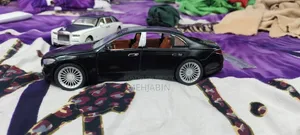 Mercedes S-Class Die-Cast 1:24