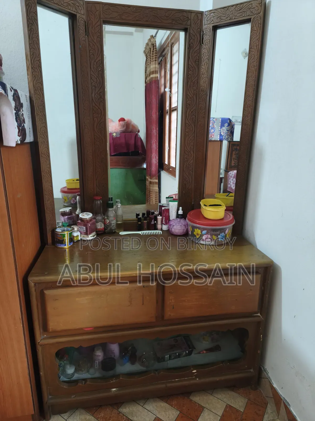 Dressing Table ড্রেসিং টেবিল