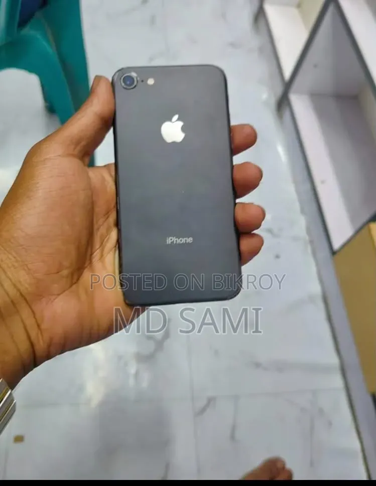 Apple iPhone 8 64 GB Black