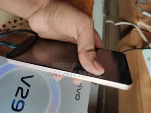 Vivo V29e 5G 256 GB Rose Gold