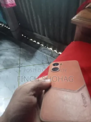 Vivo Y18 128 GB