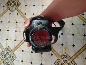 Canon 1300d