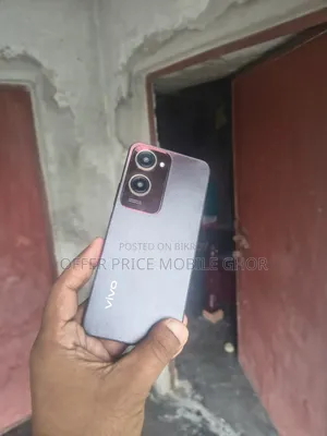 Vivo Y28s 128 GB Red