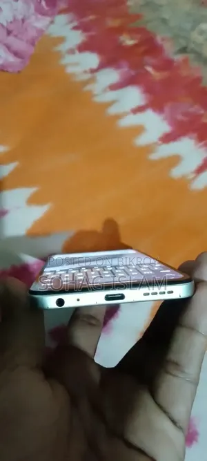 New Infinix Hot 60i 128 GB White
