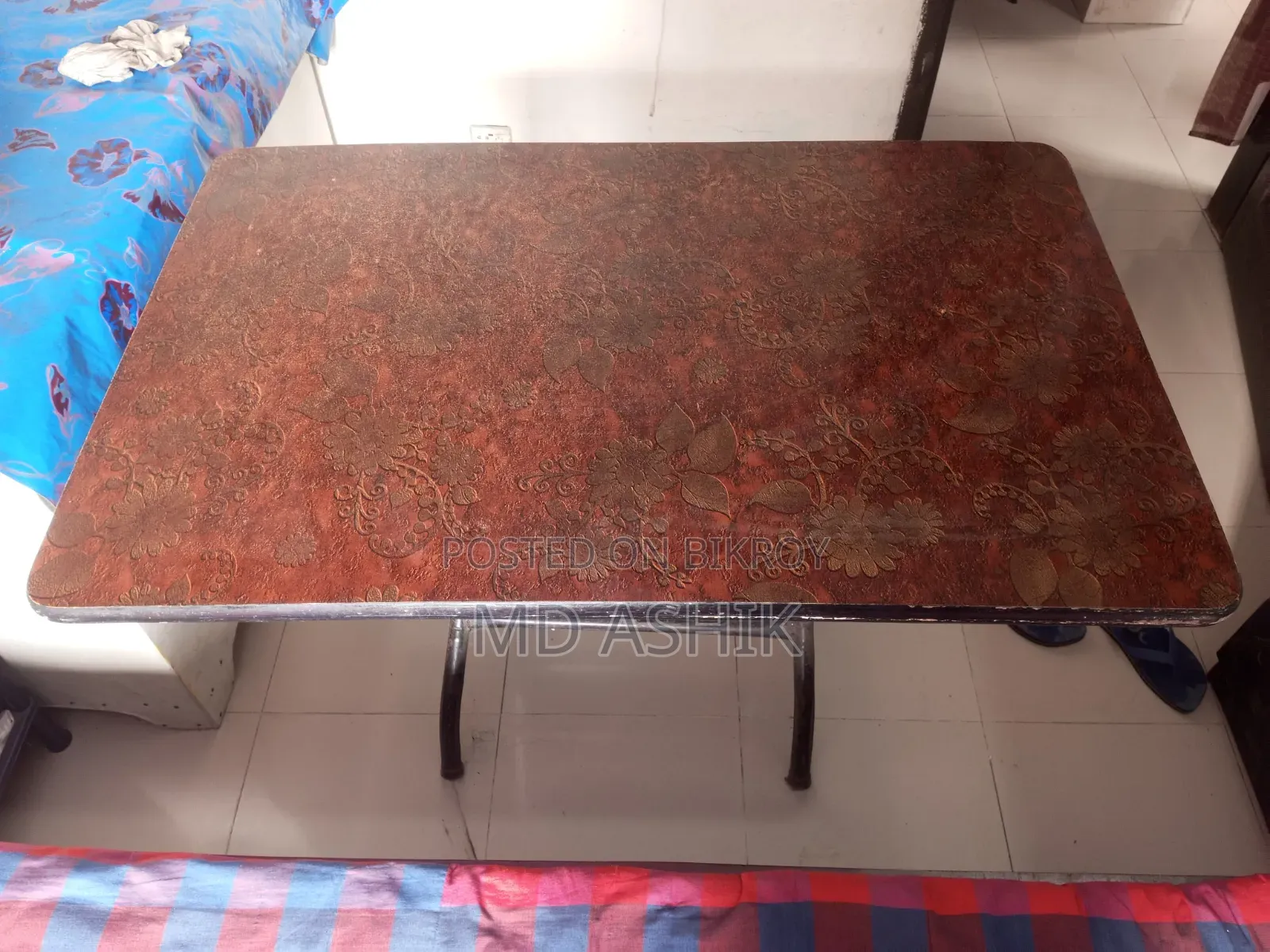 Daining Table