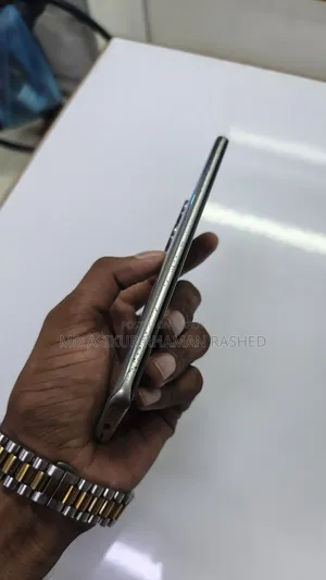 Realme 10 Pro+ 128 GB Silver