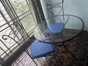 Wrought Iron Table With 4 Chairs