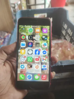 Apple iPhone 8 64 GB Red