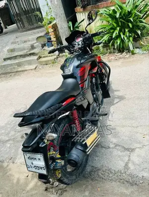 New Hero Hunk 2022 Black