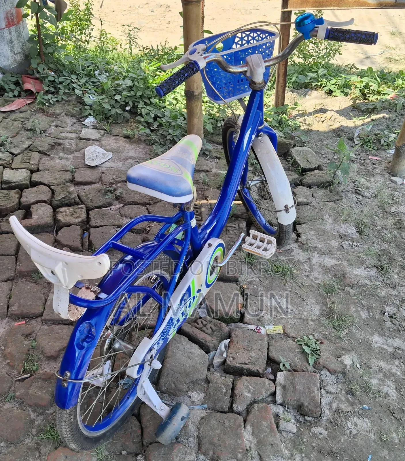 মেয়ে বাচ্চাদের সাইকেল