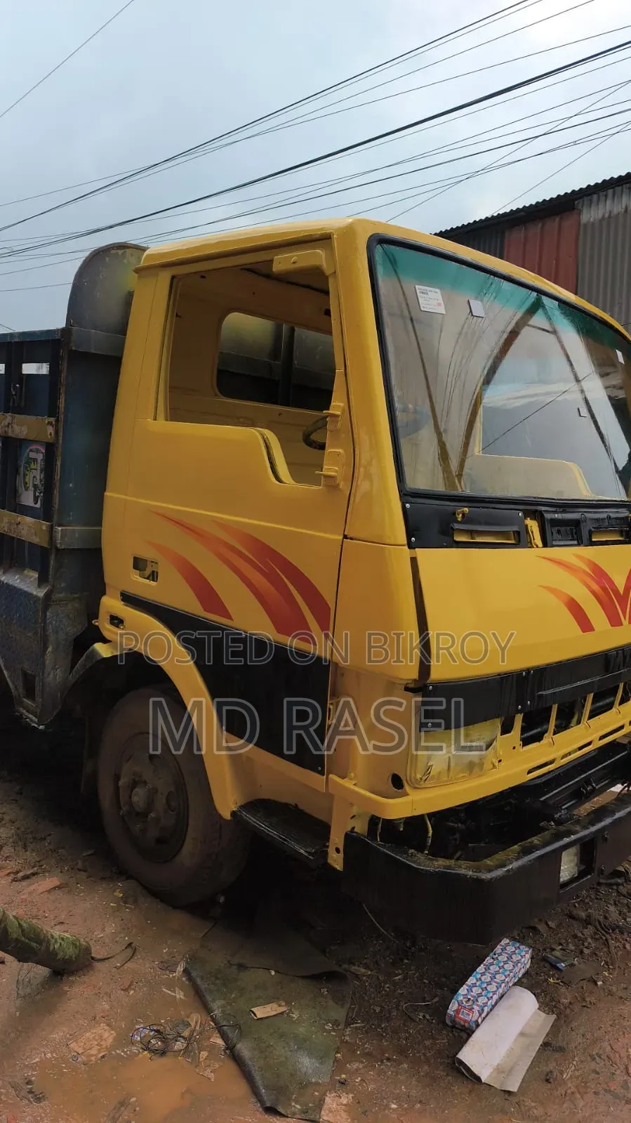 আসসালামু আলাইকুম যারা নিজে গাড়ি কিনবেন তারাই লোক দিবেন মিডিয়া না