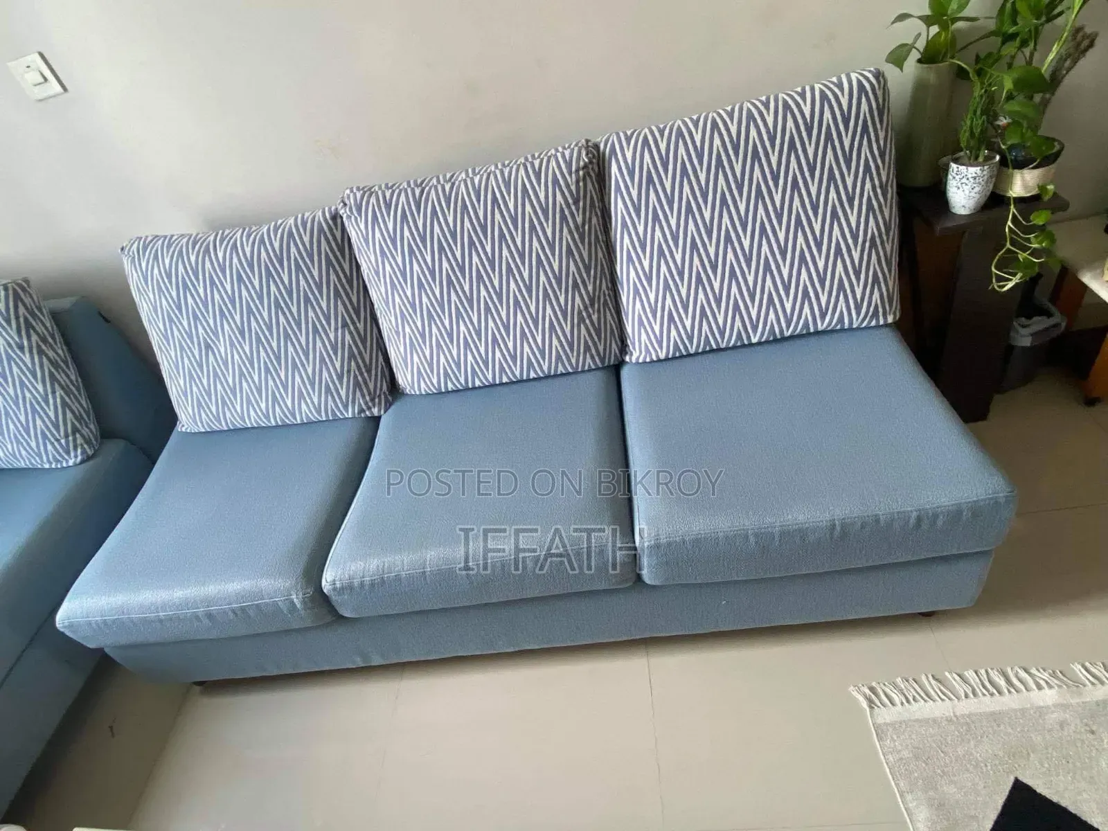 Hatil Sofa