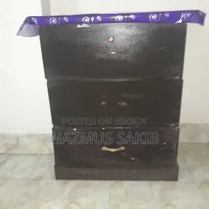 Mini Wardrobe