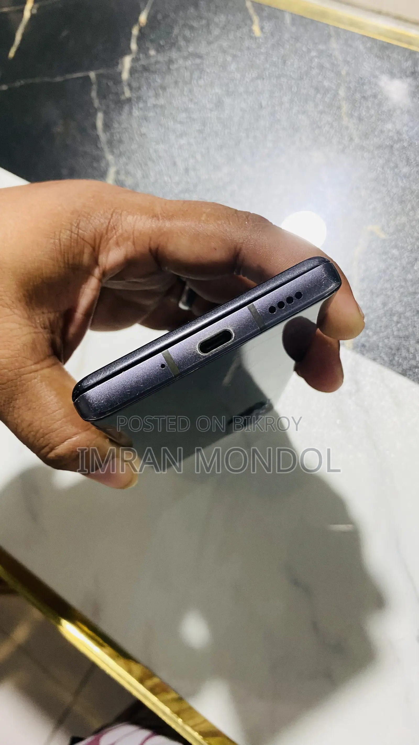 LG 256 GB Black