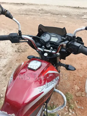Bajaj Discover 125 2020 Red
