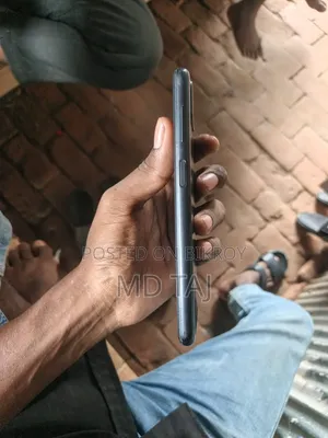 স্যামসাং গ্যালাক্সি এ১২ ১২৮ জিবি ব্ল্যাক
