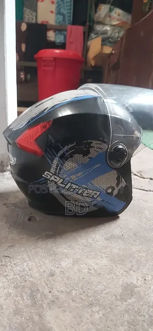 দুই টা হাফ হেলমেট