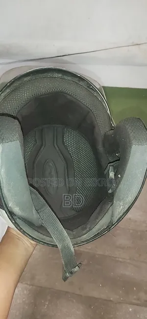 দুই টা হাফ হেলমেট