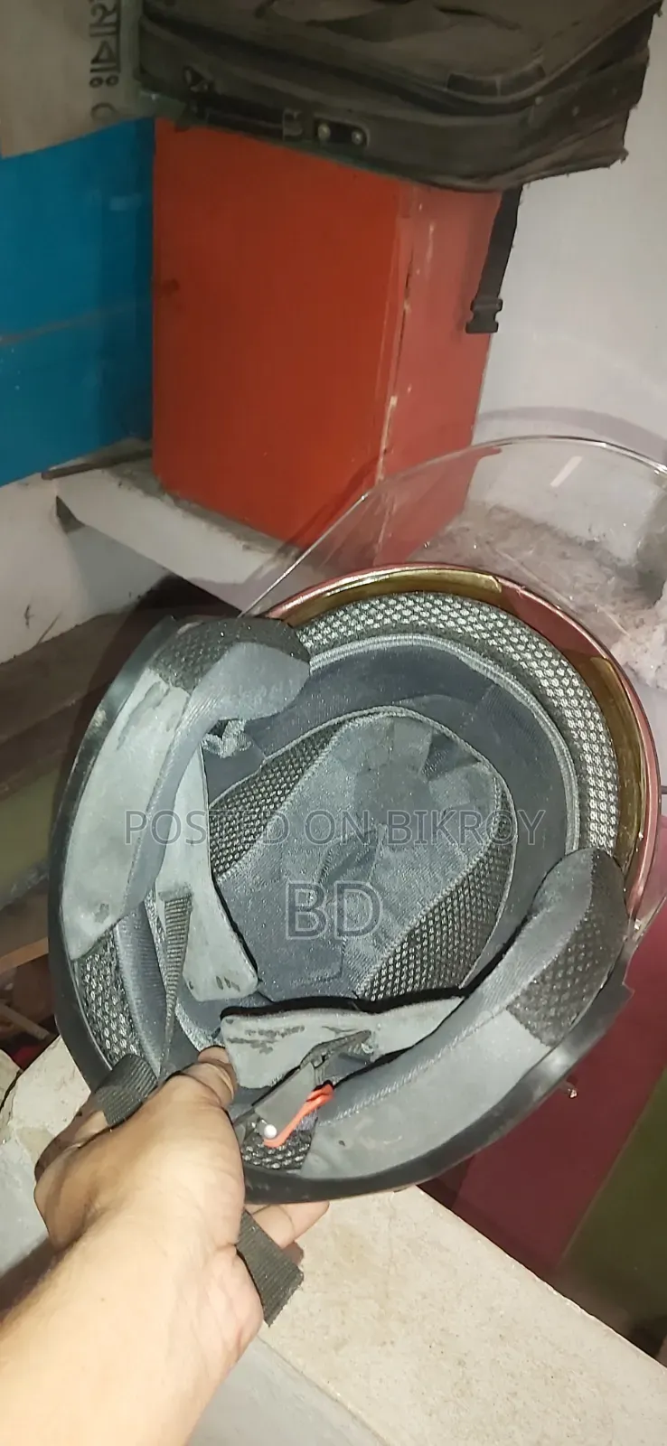 দুই টা হাফ হেলমেট
