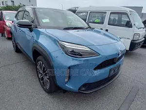 Toyota Yaris Cross 2021 Blue