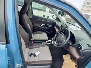 Toyota Yaris Cross 2021 Blue