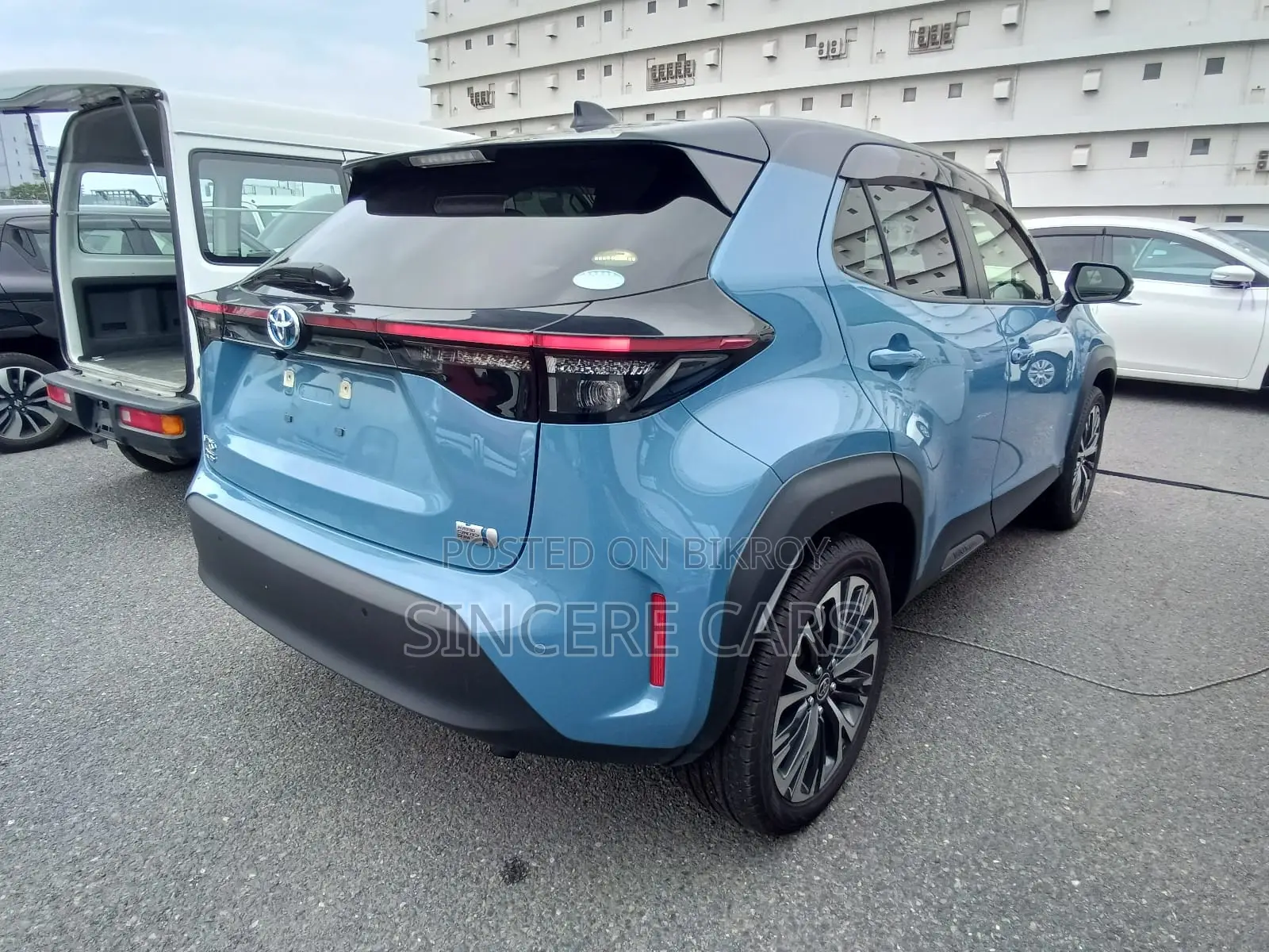 Toyota Yaris Cross 2021 Blue