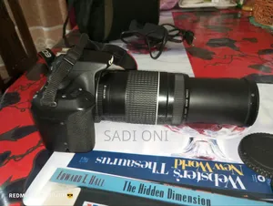 DSLR Camera