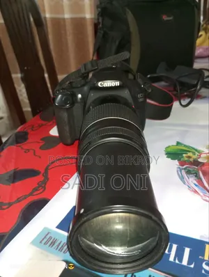 DSLR Camera