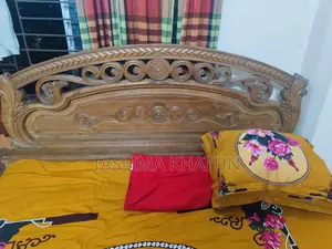 সেগুন কাঠের Bed Sell করা হবে জালিম সহ