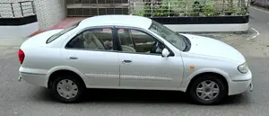 Nissan Sunny 2008 White
