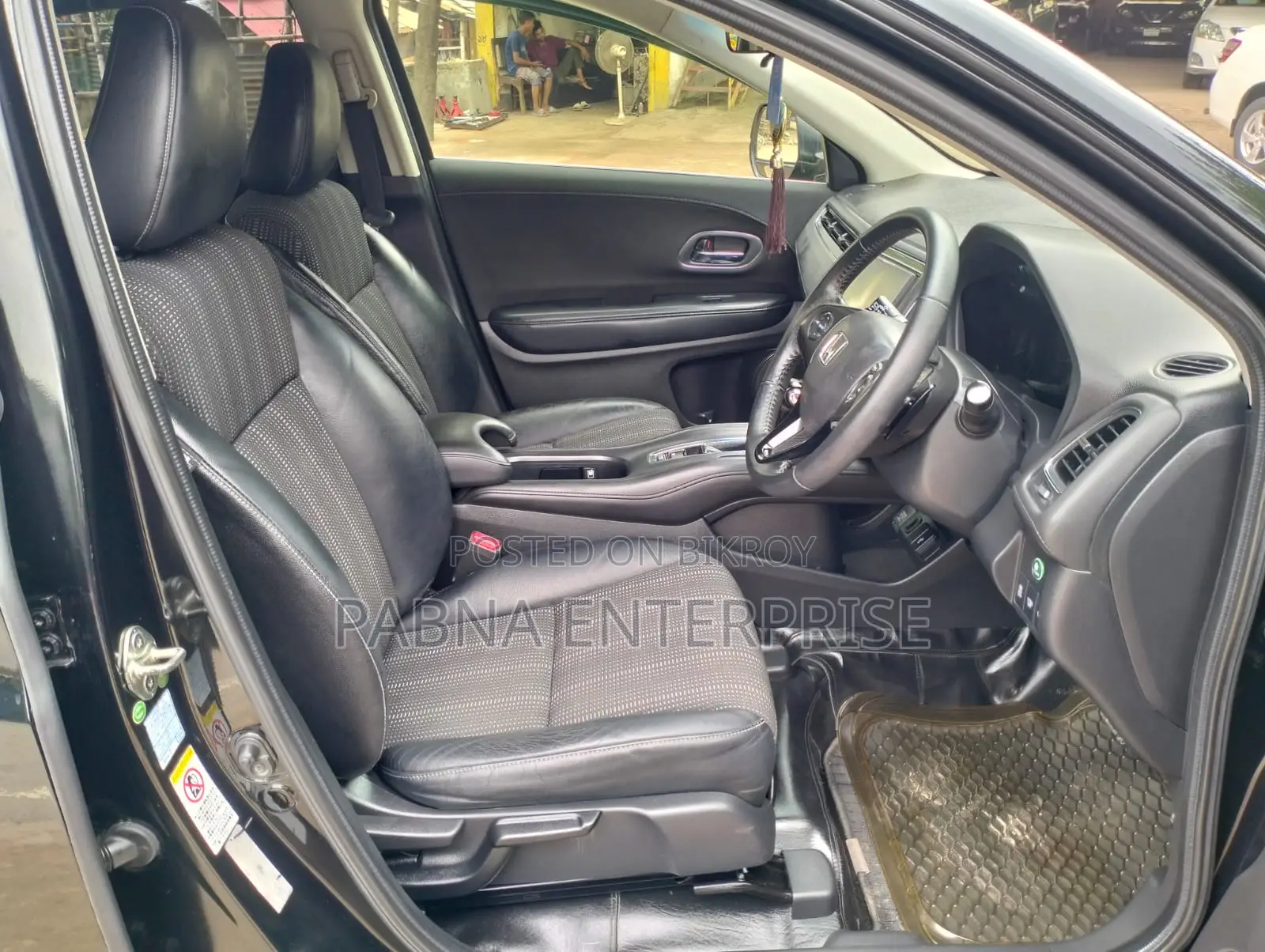 Honda Vezel 2014 Black