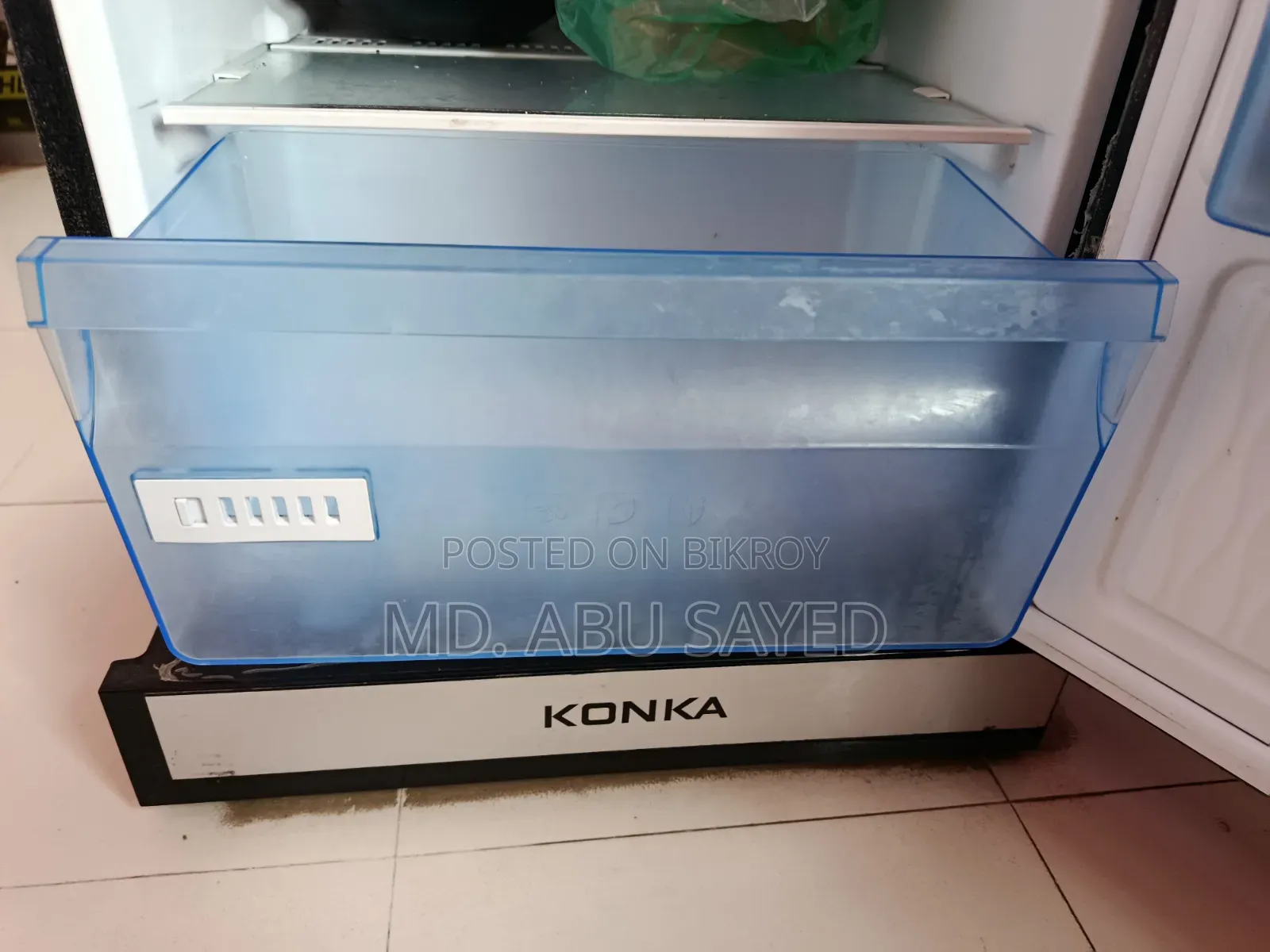 Konka KRT200GB Top Mounted Refrigerator