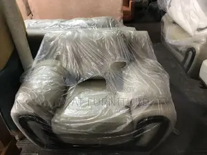 আটিফিশিয়াল লেদা এর সোফা