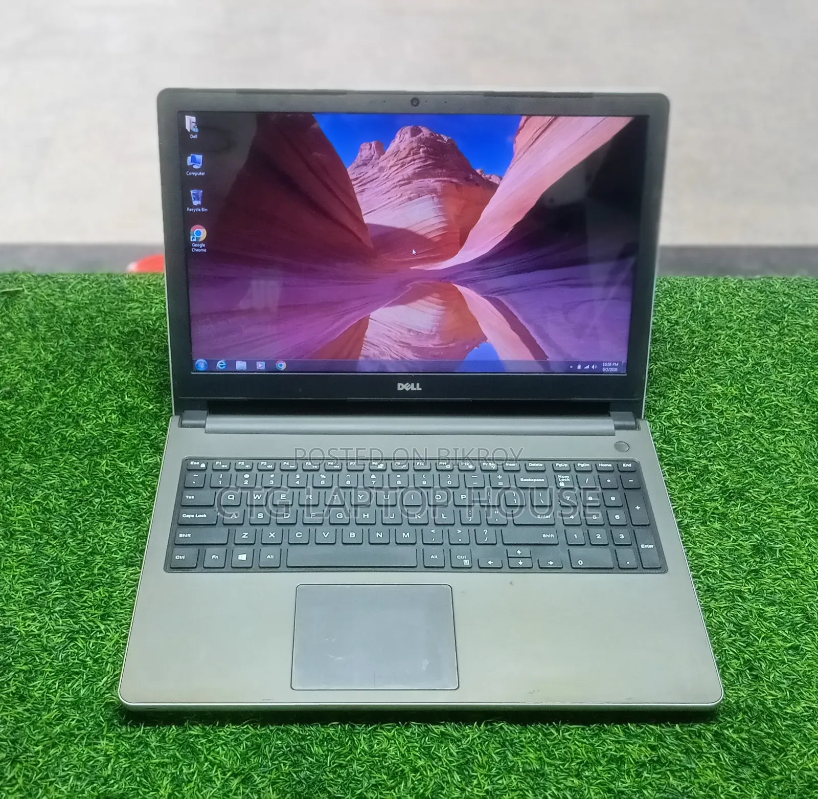 Laptop Dell Inspiron 15 5559 4GB Intel Core i3 HDD 500GB