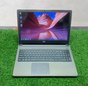 Laptop Dell Inspiron 15 5559 4GB Intel Core i3 HDD 500GB