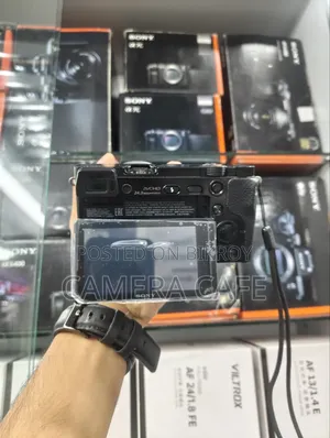 Sony 6000 Body With Sony 16/50mm Kit Lens Mirrorless Camera
